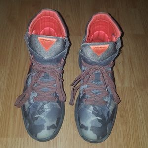 Nike youth kids shoes